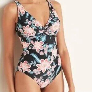 Old Navy Floral-Print Twist-Front Swimsuit